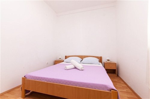 Photo 8 - Villa Vinko - With Four Rooms - H