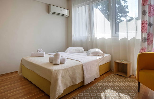 Evel's Home Suites - Photo 15