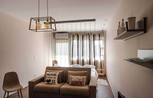 Evel's Home Suites - Photo 48