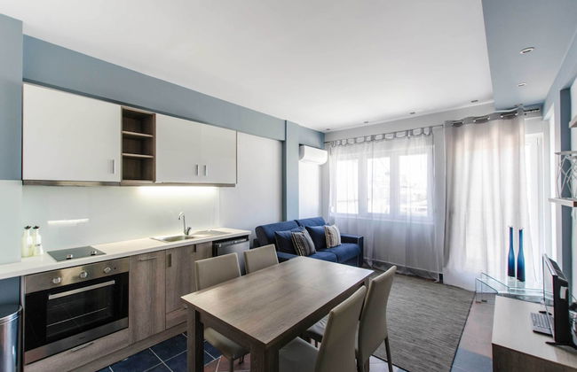 Evel's Home Suites - Photo 35