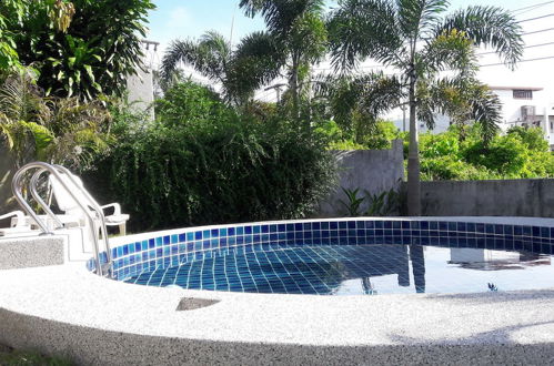 Foto 31 - Lanta Dream Garden Pool Villa