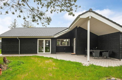 Photo 20 - 8 Person Holiday Home in Blavand