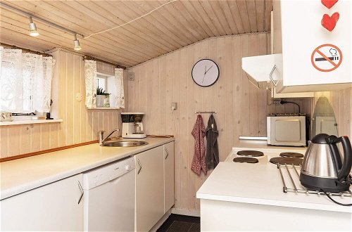 Foto 9 - 4 Person Holiday Home in Saeby