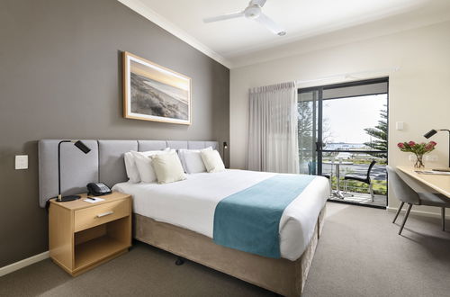 Photo 4 - Quest Bunbury Apartment Hotel