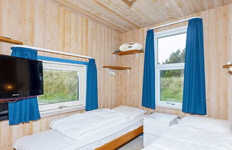 Photo 3 - 12 Person Holiday Home in Thisted