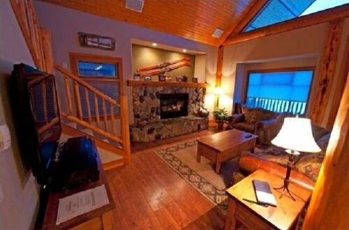 Foto 5 - Vacation Homes by Big White Accomm.