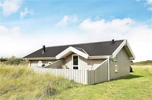 Photo 23 - Spacious Holiday Home Nearby the National Park Loonse en Drunese Duinen