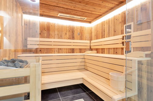 Photo 18 - Luxurious Tauernlodge With Private Wellness Sauna