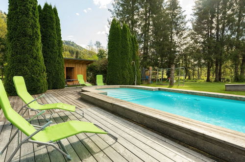 Photo 16 - Bungalow in Gloednitz in Carinthia With Pool