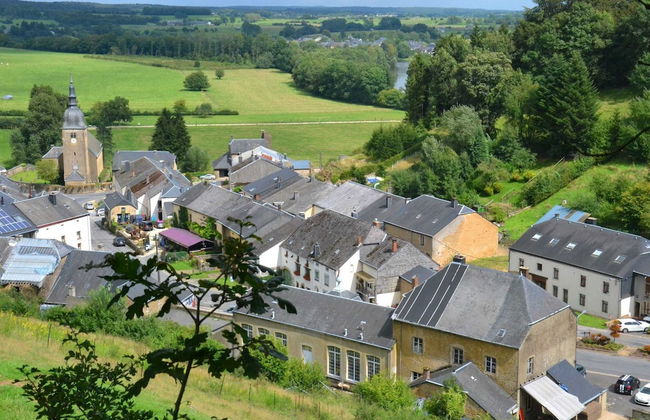 Modern Farmhouse in Chassepierre With Terrace - Foto 36