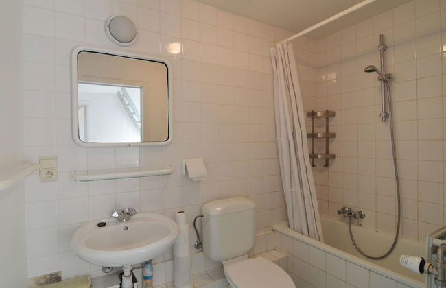 Modern Farmhouse in Chassepierre With Terrace - Foto 24