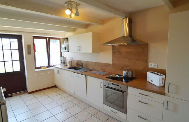 Modern Farmhouse in Chassepierre With Terrace - Foto 14