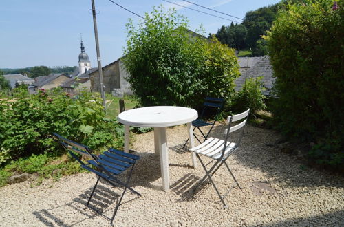 Foto 20 - Modern Farmhouse in Chassepierre With Terrace