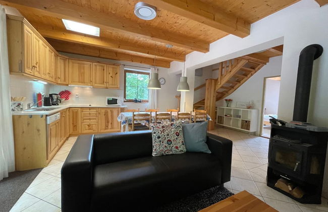 Cozy Holiday Home near Ski Area in Javorník - Photo 11