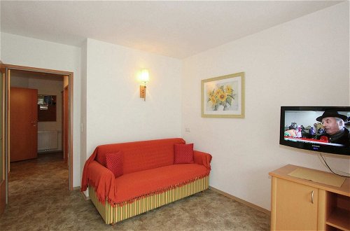 Foto 9 - Luxurious Apartment in Kaltenbach With Saana