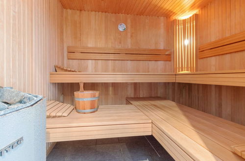 Photo 24 - Elegant Holiday Home in De Panne With Sauna