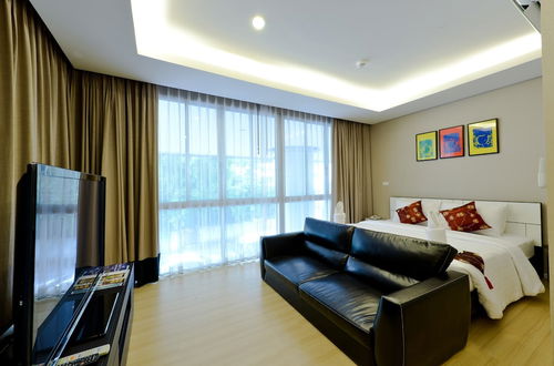 Photo 10 - iCheck inn Skyy Residence Sukhumvit 1