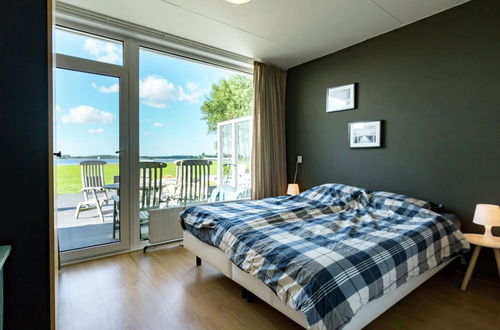 Foto 10 - Cosy Holiday Home on Lake Veere With the Beach Right at Your Doorstep