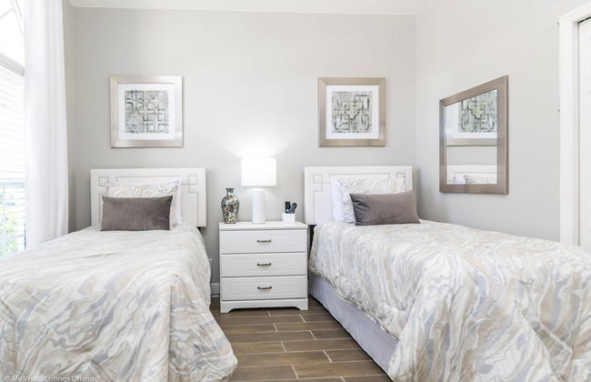 8119 Sun Palm Drive - Photo 3