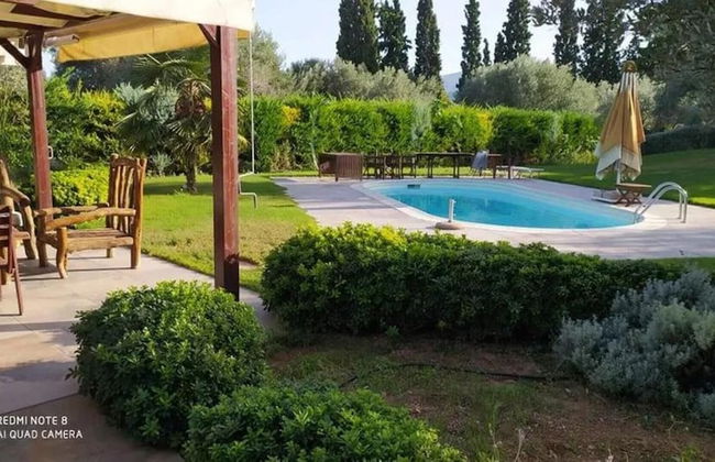 Luxurious 6 Bedroom Villa In a Great Location - Foto 27