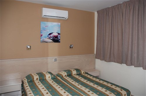 Photo 5 - Christabelle Hotel Apartments