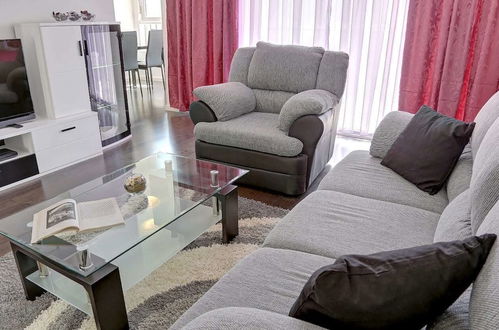 Photo 9 - Luka Apartment