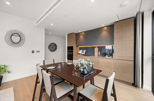 Photo 9 - Luxury two Bedroom Apartment in East Londons Docklands