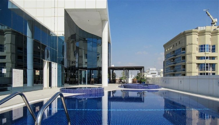 Photo 1 - Visually Unique 1BR Apartment in JLT - Sleeps 4