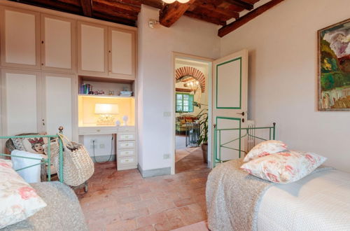 Foto 43 - Villa Gufo in Lucca With 5 Bedrooms and 4 Bathrooms