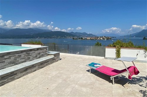 Foto 8 - Amadeus Apartment With Lake View in Baveno