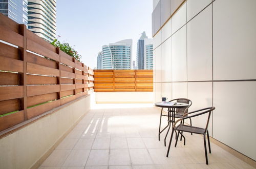 Photo 12 - Resplendent 2BR Apartment In The Heart Of Downtown Dubai