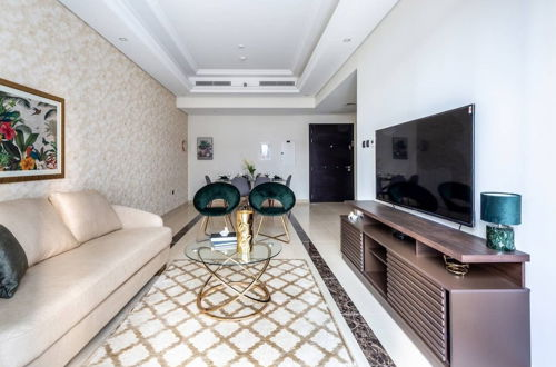 Foto 1 - Sleek & Sophisticated 2BR With Study Within Downtown Dubai