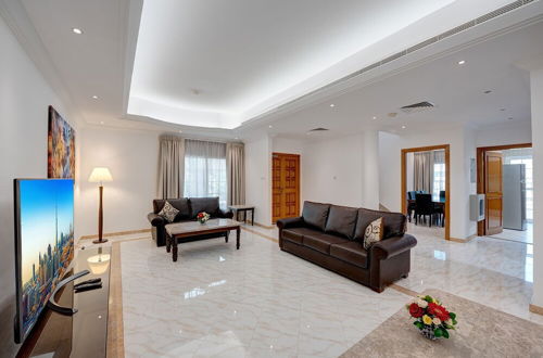 Photo 6 - J5 Four Bedroom Villa in Mirdif