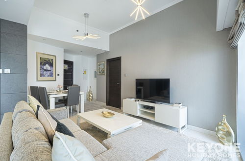 Photo 16 - KOHH – 1BR in Cayan Tower