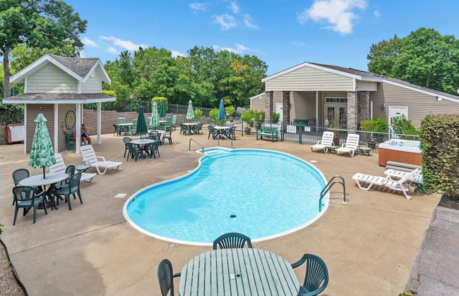 Boatin & Floatin on Table Rock Lake in the Ozarks! - Foto 1