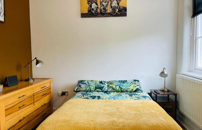 2 Bed Self Contained Apartment Wrexham - Foto 3