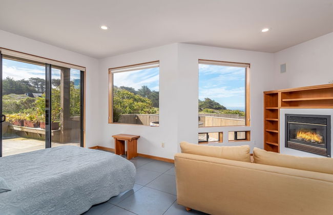 Ocean Retreat - Photo 3