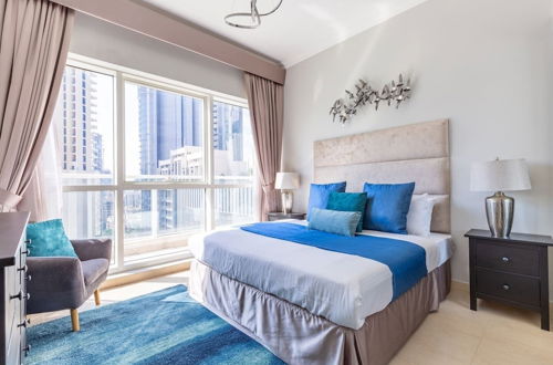 Photo 7 - Superb & Incomparable 2BR With Study in the Heart of Downtown Dubai