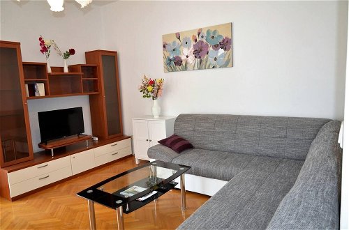 Foto 21 - Stunning 2-bed Apartment in Okrug Gornji