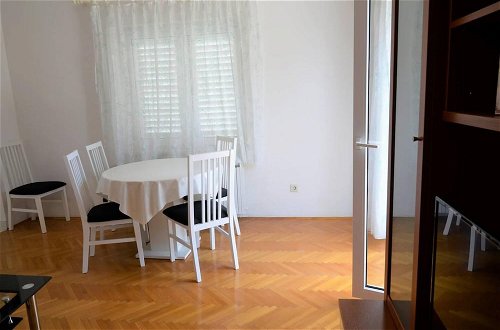Foto 13 - Stunning 2-bed Apartment in Okrug Gornji