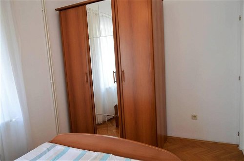 Photo 9 - Stunning 2-bed Apartment in Okrug Gornji