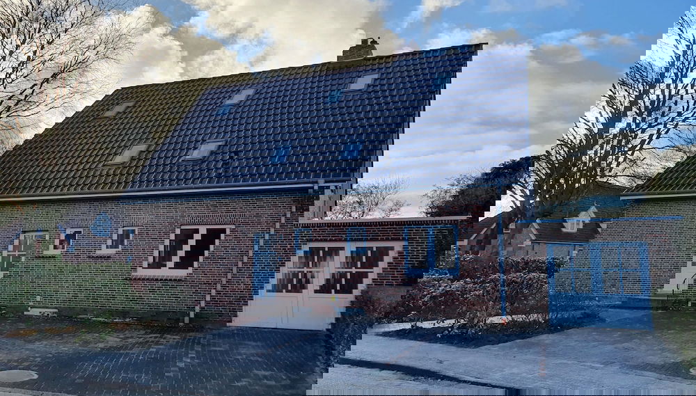 Primary image