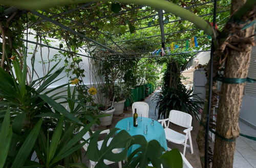 Foto 16 - Garden Central Athinian Apartments