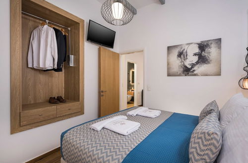 Photo 7 - Evlimeni Suites