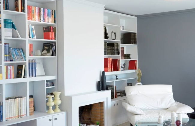 New Superb & Luminous 2 Bedroom Apartment - Photo 23