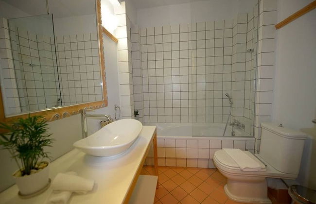 New Superb & Luminous 2 Bedroom Apartment - Photo 20