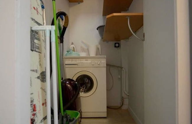 New Superb & Luminous 2 Bedroom Apartment - Photo 18