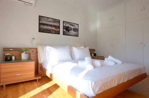 Photo 2 - New Superb & Luminous 2 Bedroom Apartment