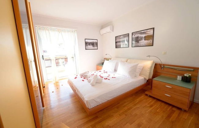 New Superb & Luminous 2 Bedroom Apartment - Photo 6