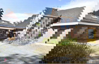 Photo 1 - 4 Room Holiday Apartment with Garden near Lake